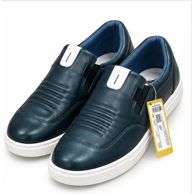 iD men’s navy blue slip-on casual shoes with rounded toe, white accents and contrasting outsole